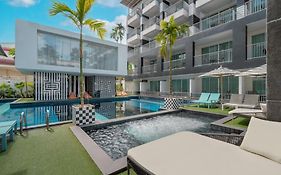 โรงแรมชูการ์ มารีน่า - แฟชั่น - หาดกะตะ